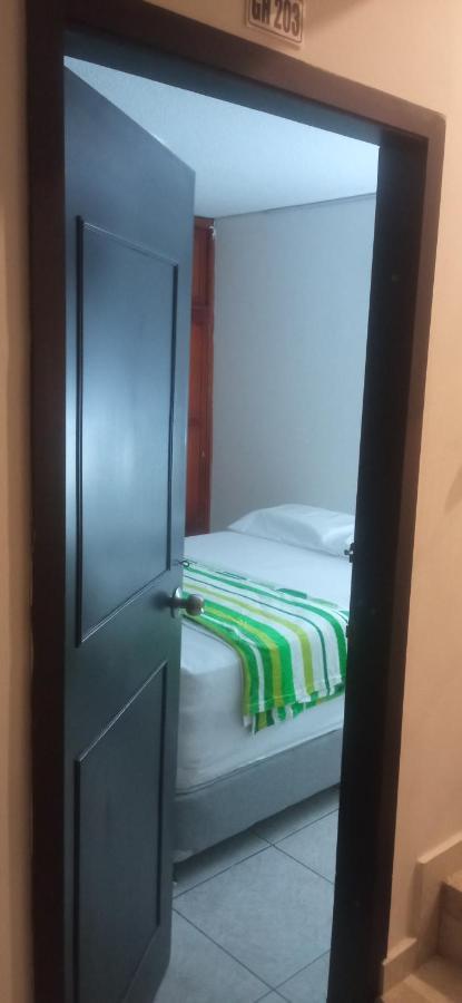 Green House Habitaciones Букараманга Екстериор снимка